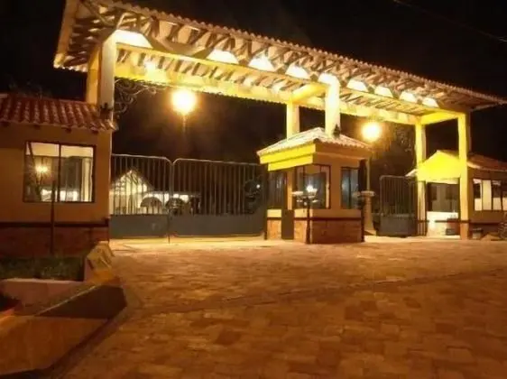 Hotel Campestre El Campanario - Dış Mekan