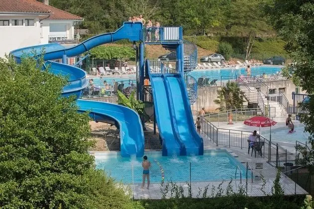 Camping Collonges-la-Rouge