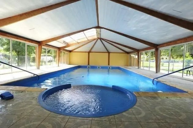 Camping de la Pointe - Caravane