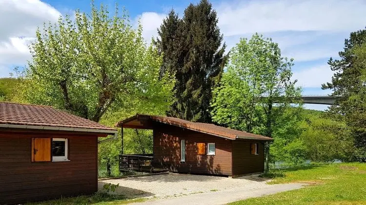 Camping de la Vallée de l'Ain