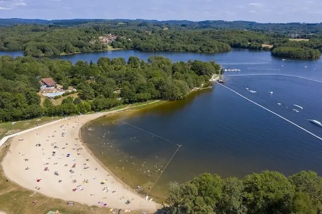 Camping du Lac de Saint-Pardoux - Öne Çıkan Resim