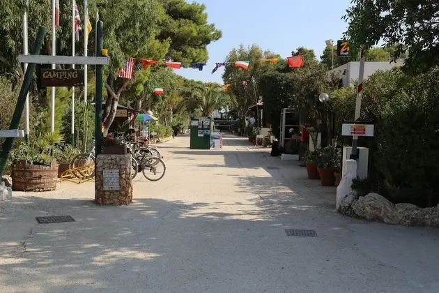 Camping Villaggio Egad - Lobi