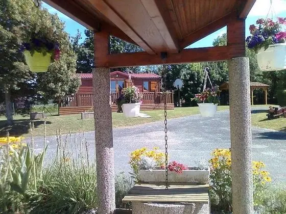 Camping La Croix Badeau - Mobilehomes - Dış Mekan
