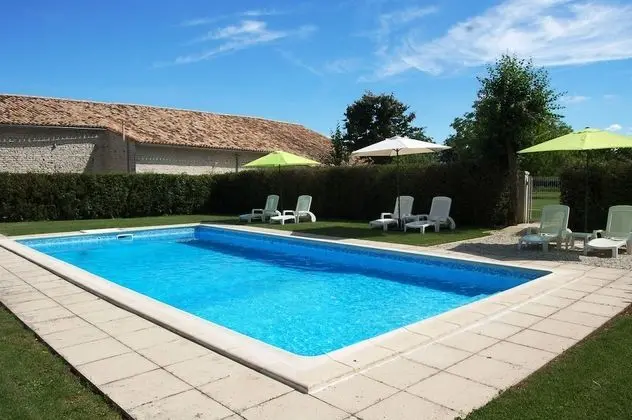 Camping La Forêt-de-Tessé - Havuz