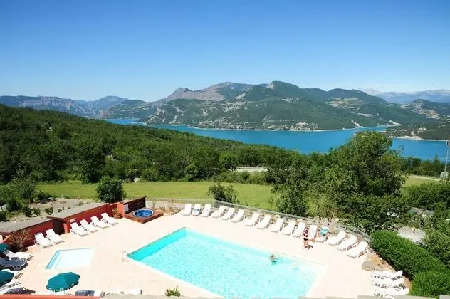 Camping La Palatrière - Havuz