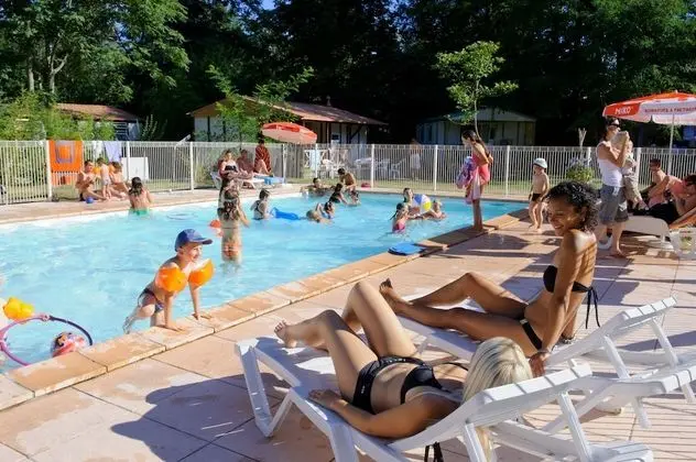 Camping l'Apamée - Havuz