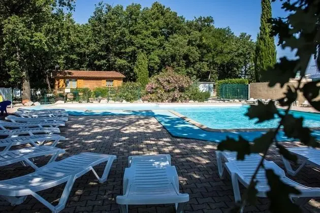 Camping Le Bois Des Ecureuils - 1