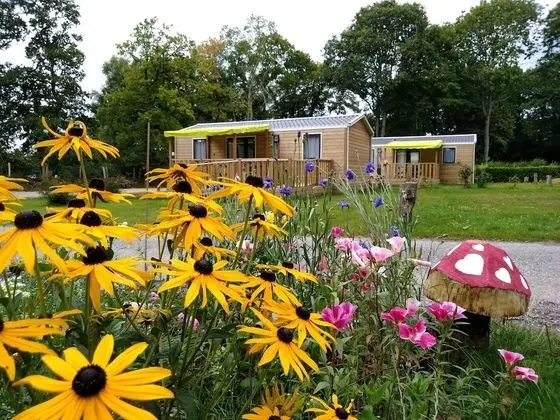 Camping Le Lac O Fées