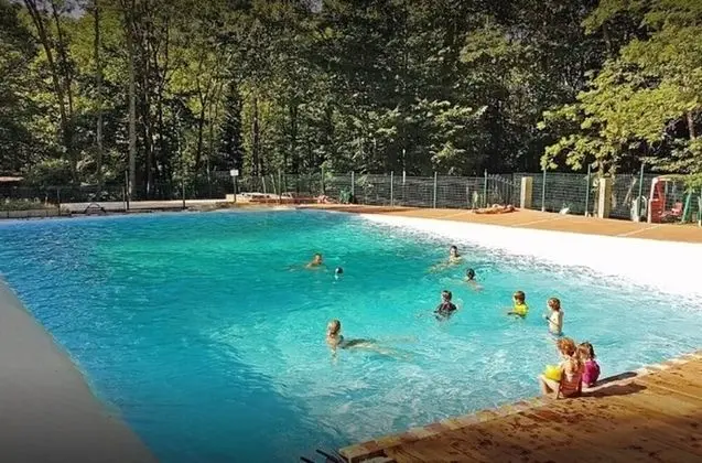 Camping le P'Tit Bonheur - Havuz