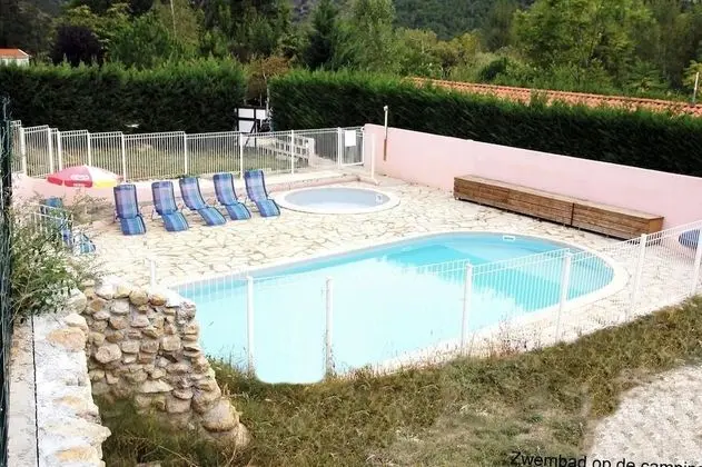 Camping Le Rotja - Havuz