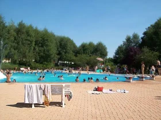 Camping Le Verdillé - Havuz