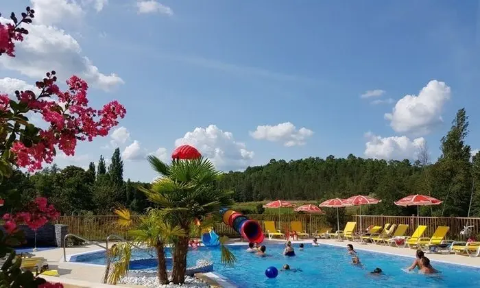 Camping Le Verdoyant - Chalets - Havuz
