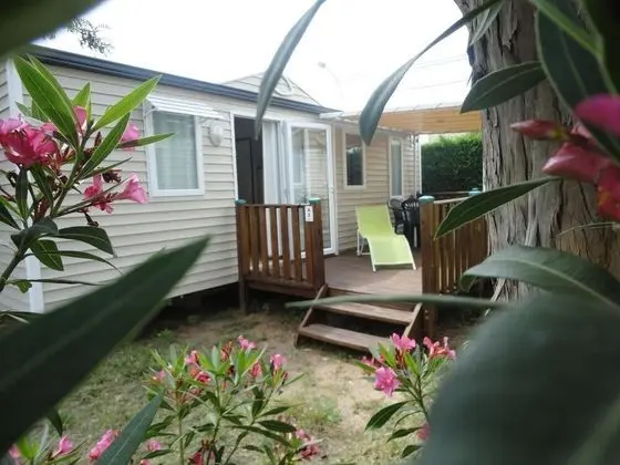 Camping les Acacias - Dış Mekan