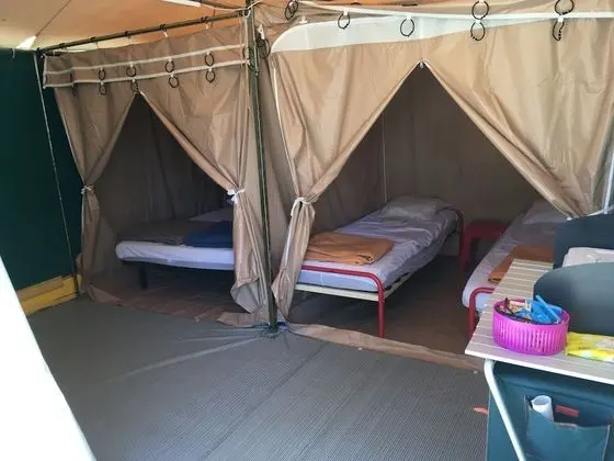 Camping Les Bois de Mont Redon - Oda