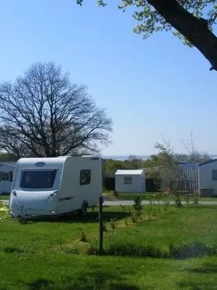 Camping Les Brillas - Dış Mekan