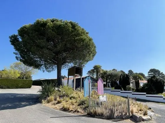Camping Les Brillas - Dış Mekan