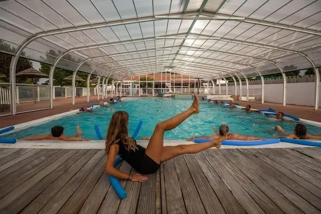 Camping Les Brillas - Havuz