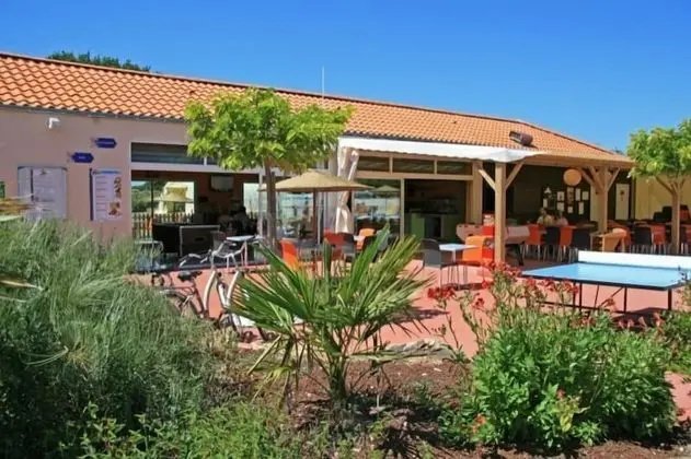 Camping Les Brillas - Yerinde Yemek