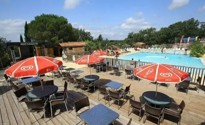 Camping les Reflets du Quercy - Havuz