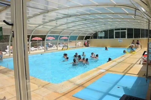 Camping Parc de Charouzech - Havuz