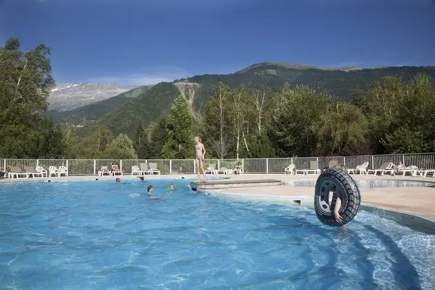 Camping RCN Belledonne - Havuz