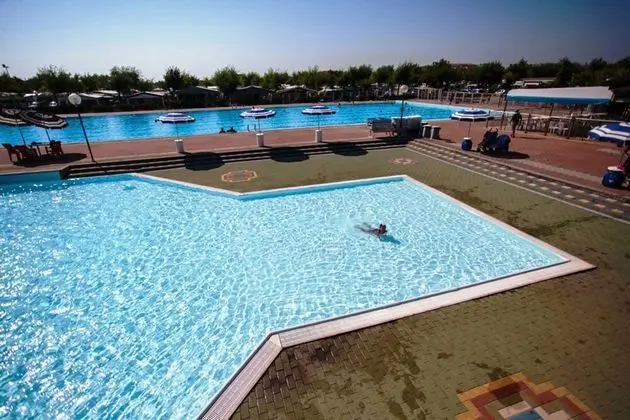 Campingvillaggio Atlanta e Mediterraneo - Campground - Havuz