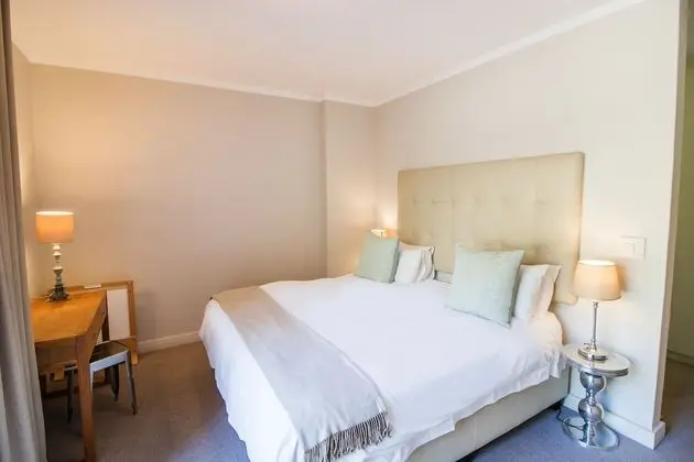 Camps Bay One Bedroom Apartment - Luxury Stay With sea View - Oda
