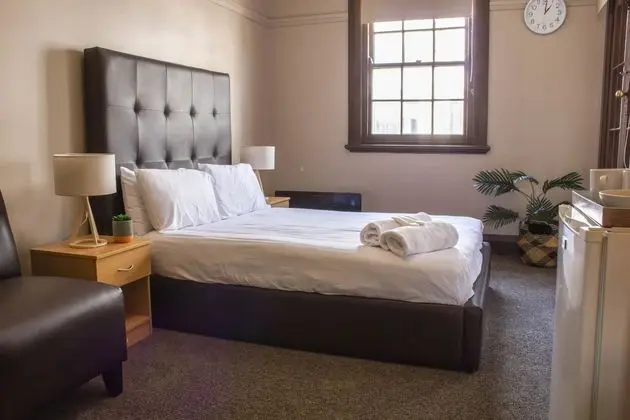 CAMPSIE HOTEL