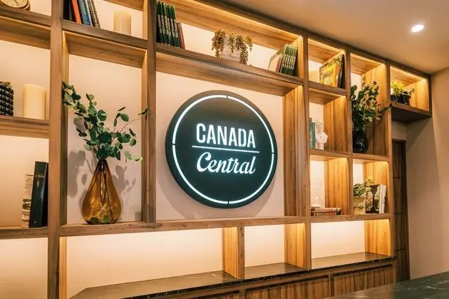 Hotel Canada - Lobi