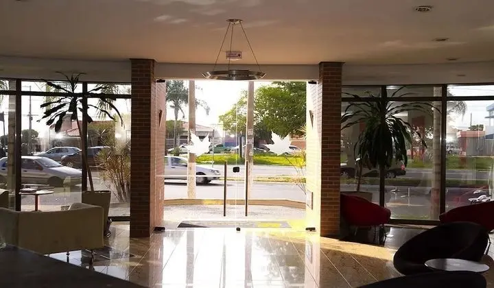 Hotel Canada - Lobi