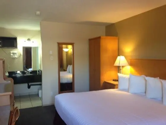 Canadas Best Value Inn & Suites Vernon