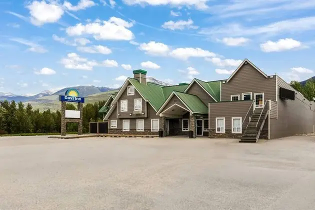 Canadas Best Value Inn Valemount - Dış Mekan