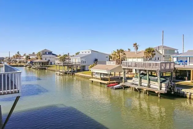 Canal House