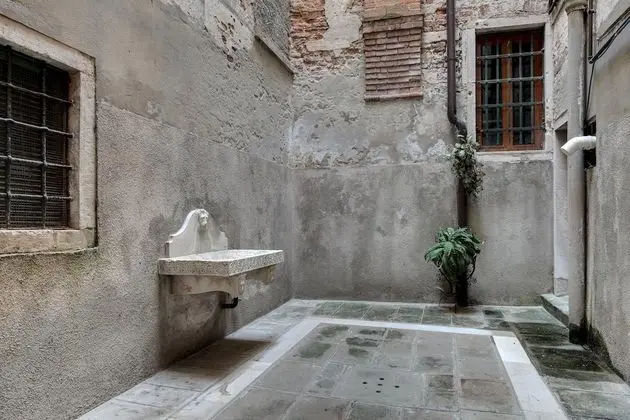 Canal View Suite in Rialto by Wonderful Italy - Dış Mekan