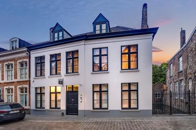 Canalside House - Luxury Guesthouse