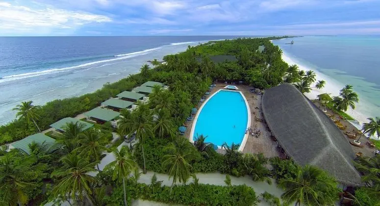 Canareef Resort Maldives - Havuz