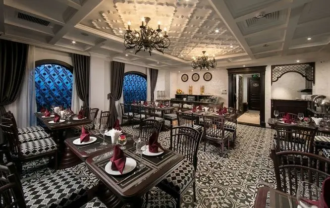 Canary Hanoi Hotel - Yerinde Yemek