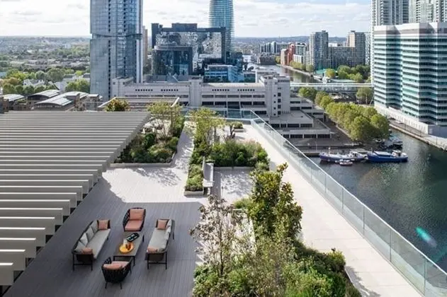 Canary Wharf - Park Drive