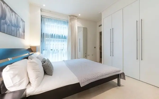 Canary Wharf Waterfront Apartments - Oda