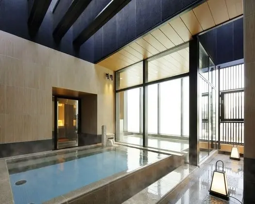 Candeo Hotels Tokyo Shimbashi - Havuz