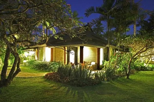 Candi Beach Resort and Spa - CHSE Certified - Oda