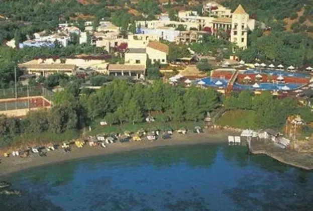 Candia Park Village