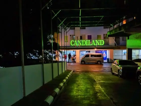 CANDILAND APARTMENT LANDLORD