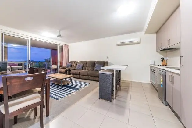 Candlelight - Airlie Beach - İç Mekan