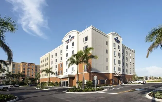 CANDLEWOOD MIAMI EXECUTIVE ARPT - KENDALL