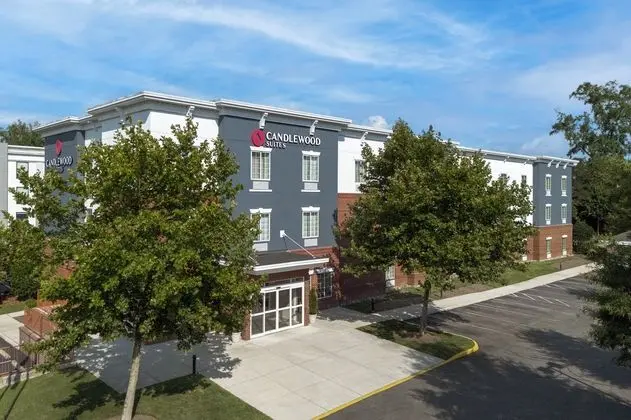 Candlewood Suites Alexandria - Fort Belvoir - Dış Mekan
