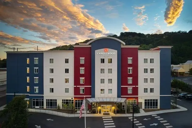 Candlewood Suites Asheville Downtown, an IHG Hotel