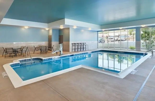 Candlewood Suites Asheville Downtown, an IHG Hotel - Havuz