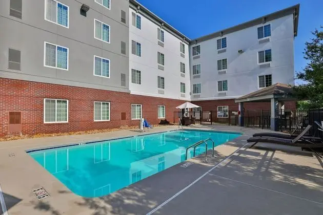 Candlewood Suites Atlanta West I 20 - Havuz