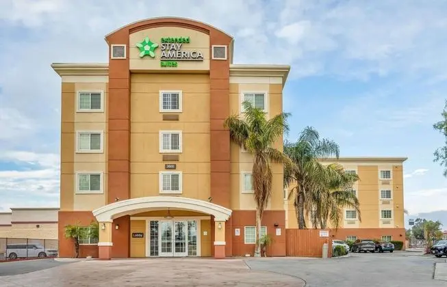 Candlewood Suites Bakersfield
